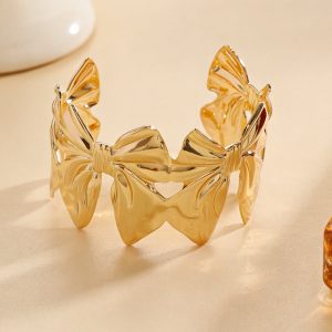 Broad Bracelet 8 (9413)